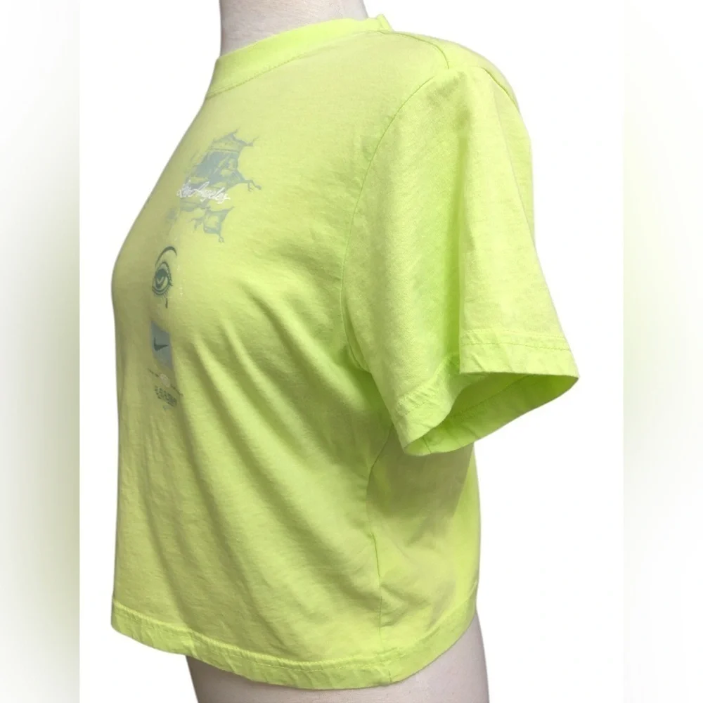 Nike Sportswear LA Graphic Boxy Crop T-Shirt